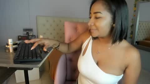 nami_sam online show from 12-21-24, 01:10