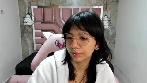 nami_usagi online show from 12-08-24, 10:52