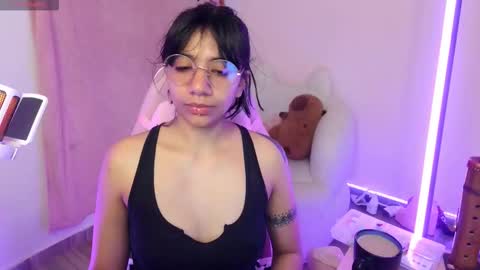 nami_usagi online show from 09-21-25, 04:41