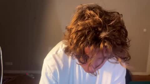 Snapshot of namiraaxel chatting on 12-17-24, 08:54 Georges online show from 12-17-24, 08:54