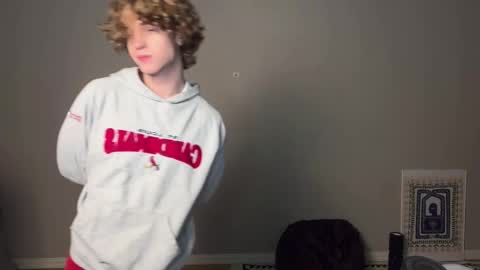 Snapshot of namiraaxel chatting on 10-29-25, 07:48 Georges online show from 10-29-25, 07:48