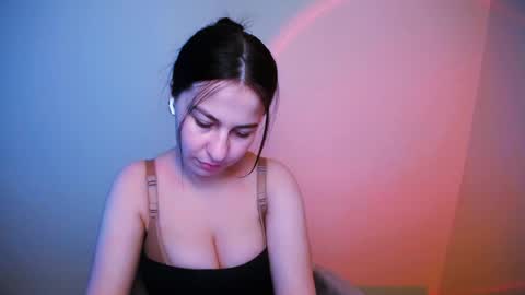 your candy  online show from 01-14-25, 02:22