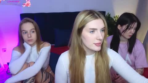 Maeve online show from 03-04-25, 02:10