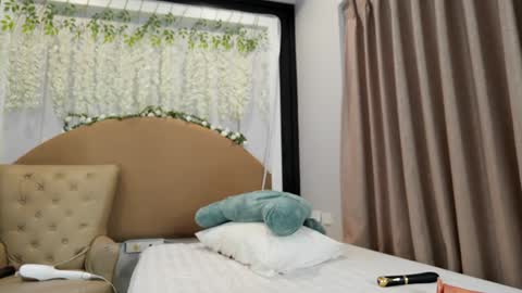 Nana Sakura online show from 12-12-24, 02:55