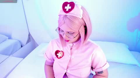 Snapshot of nanaosaky chatting on 10-09-25, 11:52 NanaOsaky online show from 10-09-25, 11:52