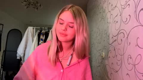 Rina online show from 05-17-26, 02:35