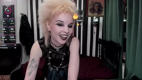 Nancy online show from 10-16-25, 11:17