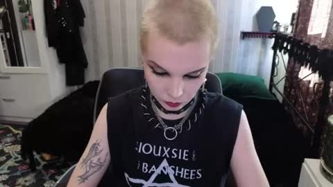 Nancy online show from 07-09-26, 03:27