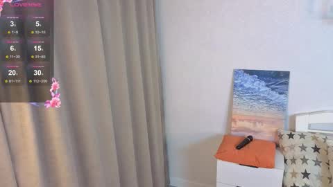 Snapshot of nancyajasin chatting on 11-27-25, 05:09 Hello im Lola online show from 11-27-25, 05:09