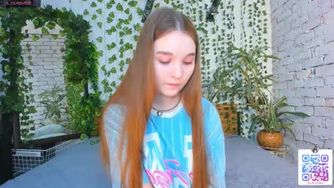 Snapshot of nancycaseys chatting on 03-04-25, 06:15 Luna online show from 03-04-25, 06:15
