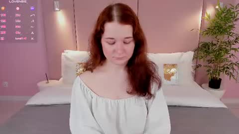 Snapshot of nancyjonson chatting on 06-11-26, 03:26 Nancy online show from 06-11-26, 03:26
