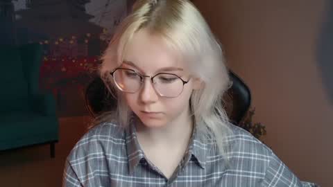 nancymartinez online show from 01-09-25, 01:02