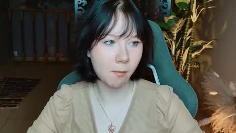 nancymartinez online show from 11-19-25, 05:07