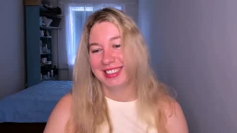 Snapshot of nancysanders chatting on 06-15-26, 06:59 Nancy online show from 06-15-26, 06:59