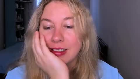 Snapshot of nancysanders chatting on 06-16-26, 04:15 Nancy online show from 06-16-26, 04:15
