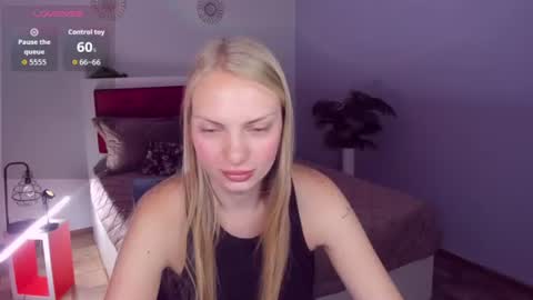 Snapshot of nancysummer chatting on 06-13-26, 04:10 NancySummer online show from 06-13-26, 04:10