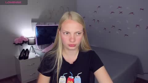 Snapshot of nancysummer chatting on 07-05-26, 10:11 NancySummer online show from 07-05-26, 10:11
