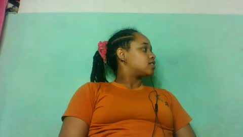 nandrianina416143 online show from 07-05-26, 07:37