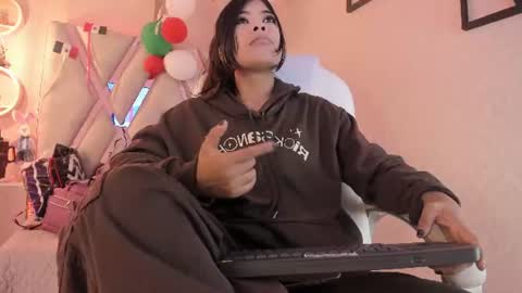 anna online show from 07-14-26, 08:25