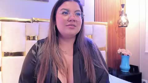 Snapshot of nanitah_45 chatting on 07-02-26, 07:42 Nani . online show from 07-02-26, 07:42