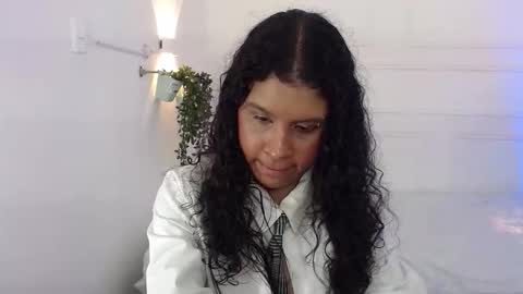 Nanna Rouse online show from 10-24-25, 09:00