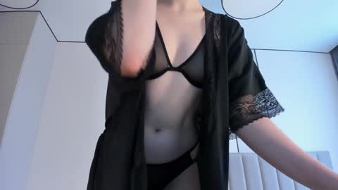 Naomi online show from 02-03-25, 04:57