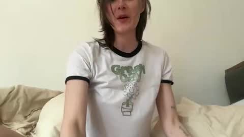 Snapshot of naomi________ chatting on 06-01-26, 10:00 Naomi online show from 06-01-26, 10:00