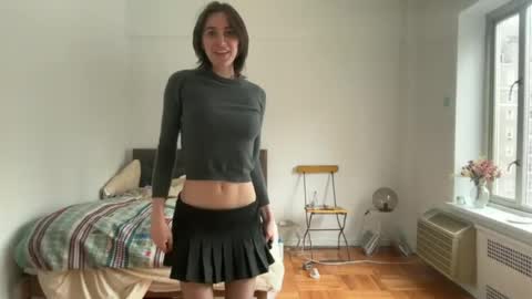Snapshot of naomi________ chatting on 06-14-26, 10:34 Naomi online show from 06-14-26, 10:34