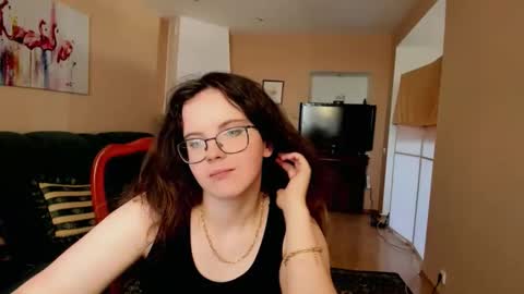 Snapshot of naomi_di chatting on 06-05-26, 06:52 naomi_di online show from 06-05-26, 06:52