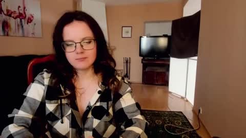 Snapshot of naomi_di chatting on 07-13-26, 02:09 naomi_di online show from 07-13-26, 02:09
