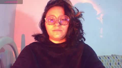 Snapshot of naomi_moon3 chatting on 02-25-25, 02:58 Naomi online show from 02-25-25, 02:58
