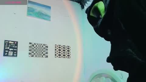 Snapshot of naomi_moon3 chatting on 03-11-25, 05:16 Naomi online show from 03-11-25, 05:16