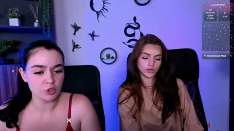 Snapshot of naomi_perl chatting on 07-12-26, 09:33 Naomi online show from 07-12-26, 09:33