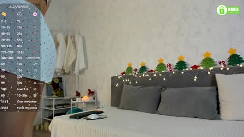 Naomi online show from 12-17-25, 03:29