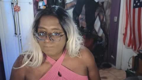 Snapshot of naomifux chatting on 11-25-25, 04:51 Naomi online show from 11-25-25, 04:51