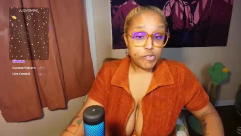 Naomigiirl6 online show from 02-07-25, 12:20