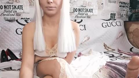 Snapshot of naomimelone chatting on 02-20-26, 08:05 Naomi online show from 02-20-26, 08:05