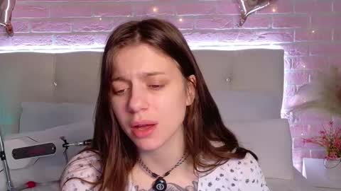 Snapshot of naomimur chatting on 11-20-25, 04:45 Naomi online show from 11-20-25, 04:45