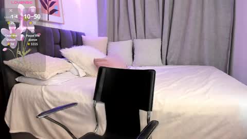 Naomi online show from 07-16-26, 12:27