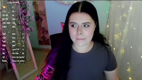 Naomi online show from 04-06-26, 06:25