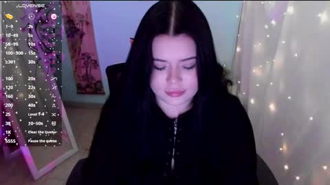 Naomi online show from 04-10-26, 06:40