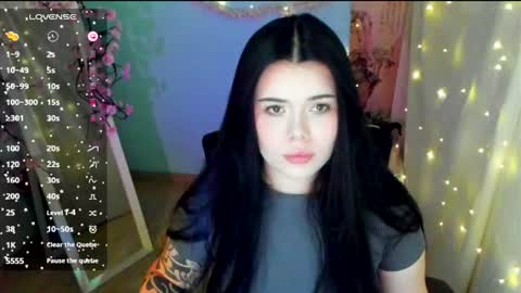 Naomi online show from 06-17-26, 06:27