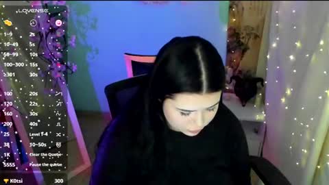 Naomi online show from 06-18-26, 09:14