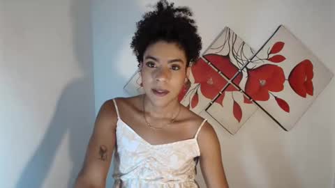 Snapshot of naomiwildburn chatting on 09-17-25, 08:43 naomiwildburn online show from 09-17-25, 08:43