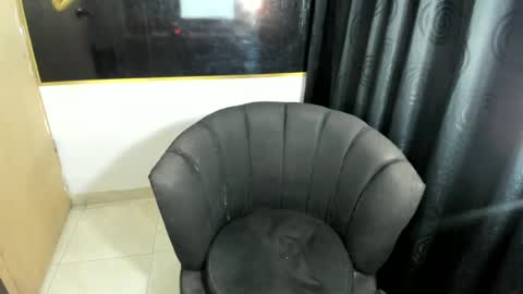 Snapshot of naomiwildburn chatting on 07-07-26, 06:47 naomiwildburn online show from 07-07-26, 06:47
