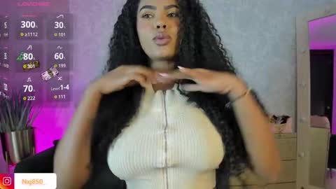 Naomi     online show from 10-22-25, 02:45