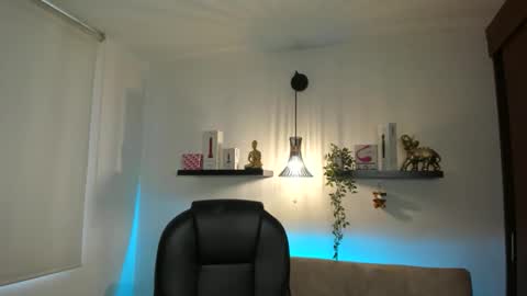 naomy online show from 05-31-26, 08:32