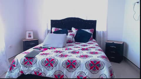 Naomy online show from 04-01-26, 12:39