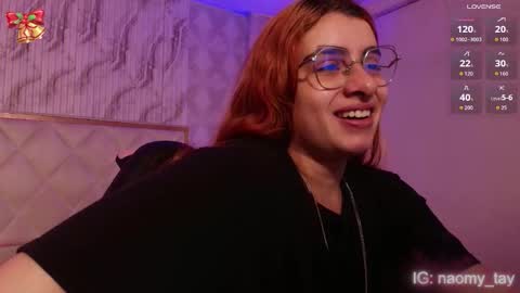 Snapshot of naomy_tay1 chatting on 11-28-25, 03:09 Naomy online show from 11-28-25, 03:09