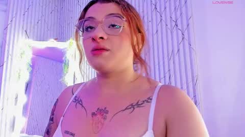 Naomy  online show from 03-29-26, 03:17